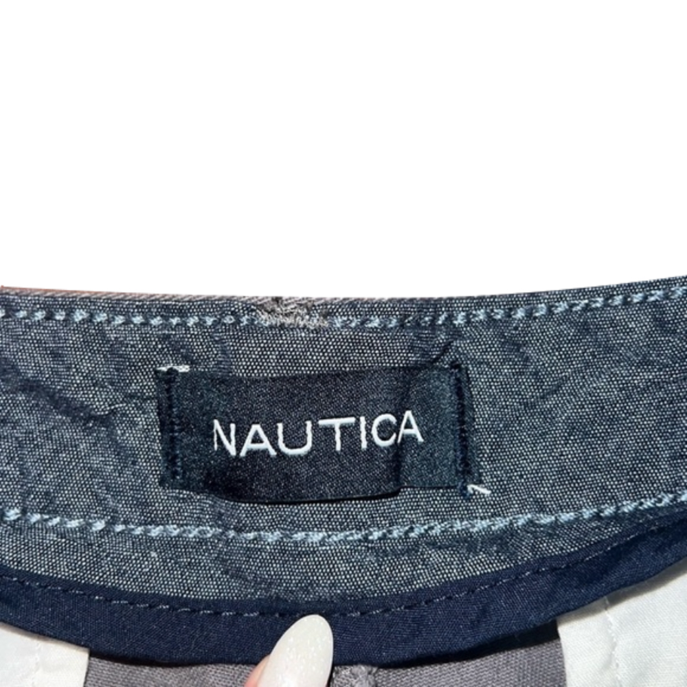 size 34 grey nautica “the deck short” stretch - Picture 5 of 5